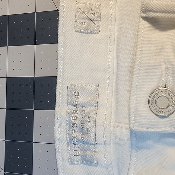 Lucky Brand White Ankle Cropped Jeans‎ - Picture 10 of 11
